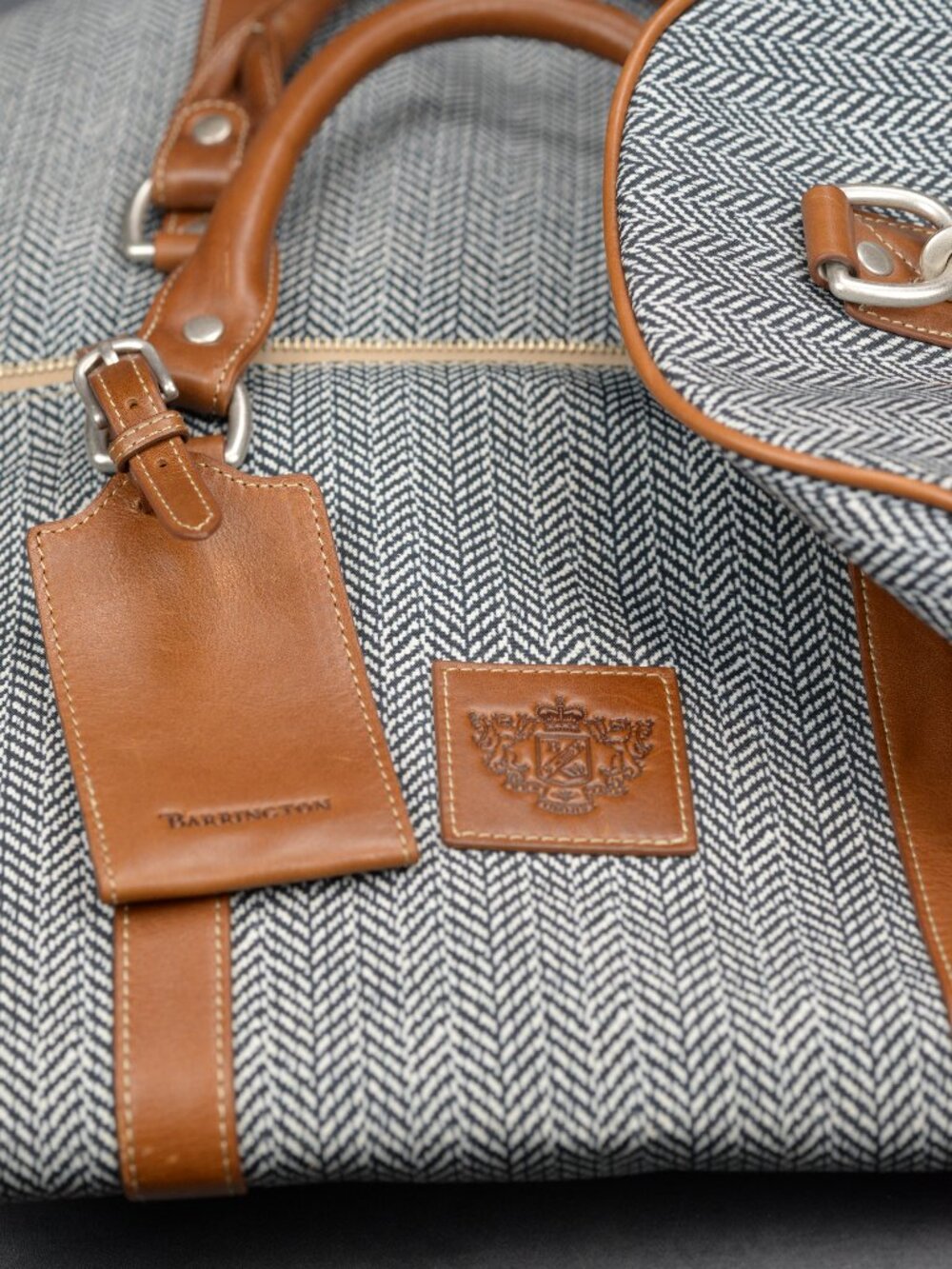 Barrington Belmont Herringbone & Leather Duffel Bag Weekender Carry On
